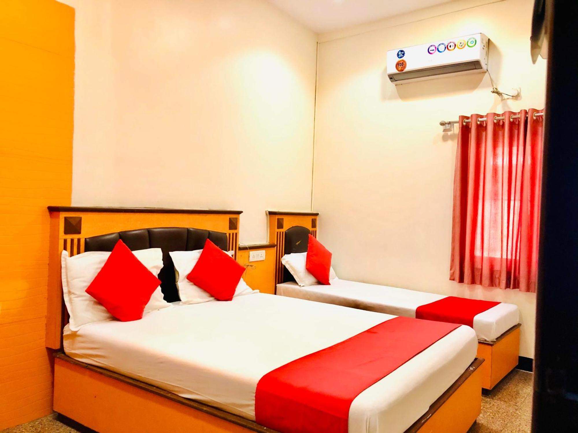 Hotel Volga 2 Mumbai Bagian luar foto